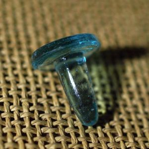 ガラスびんの栓。